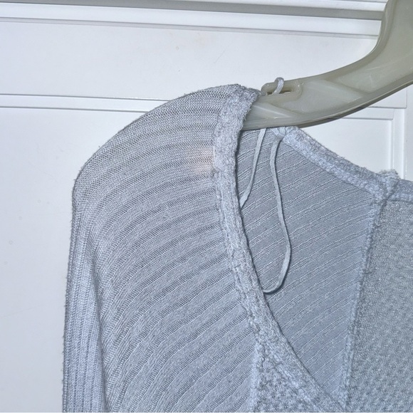 Free People Oversized Ventura Light Blue Waffle Knit Thermal Tunic Top Sz XS - Picture 9 of 14